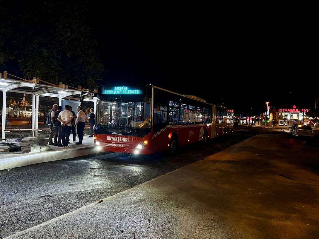 122 otobüs hattına bedel: Metrobüs çağı başlıyor! Yeni ücret tarifesi belli oldu 8